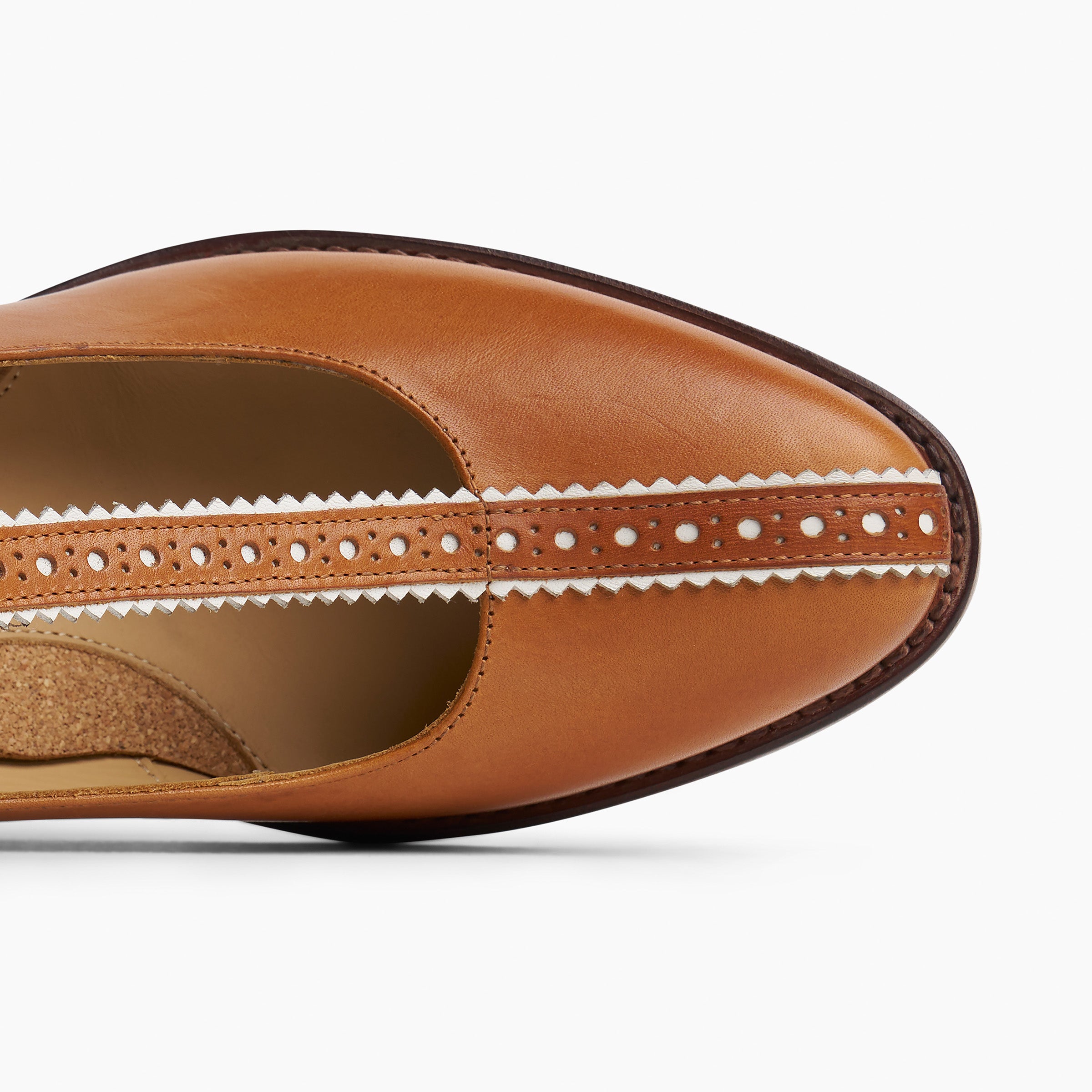 Miss Beverly Midheel