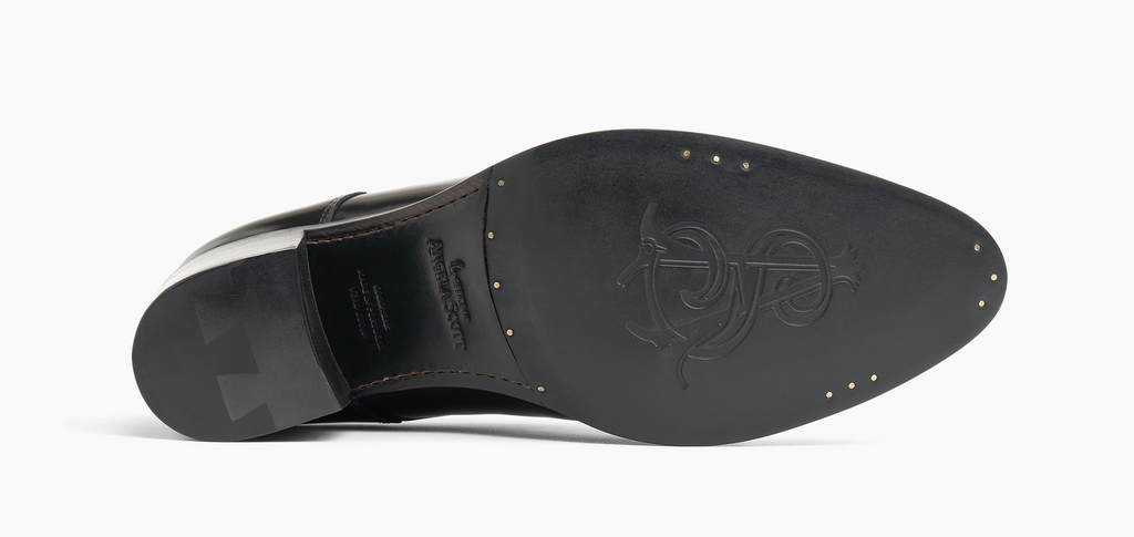 Miss Button  Western Midheel Black Leather Shoes